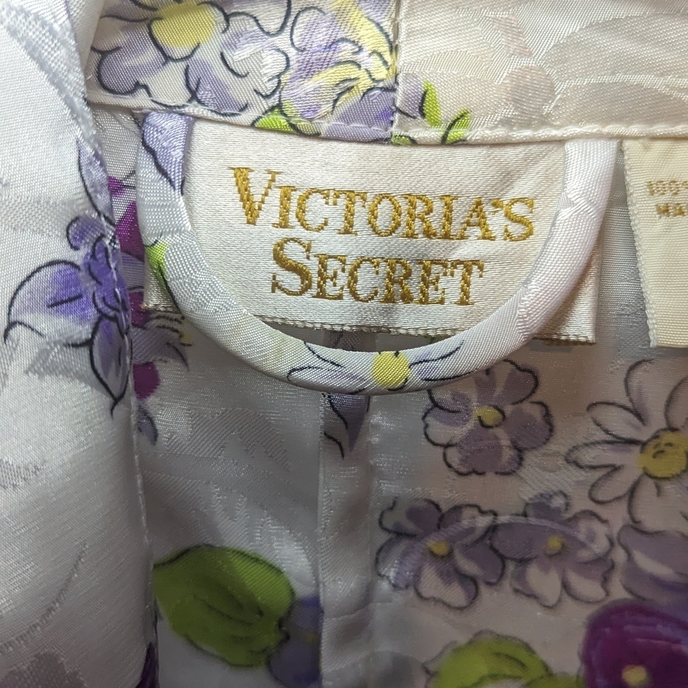 Victoria's Secret Multicolor Floral Satin Robe - Picture 5 of 10